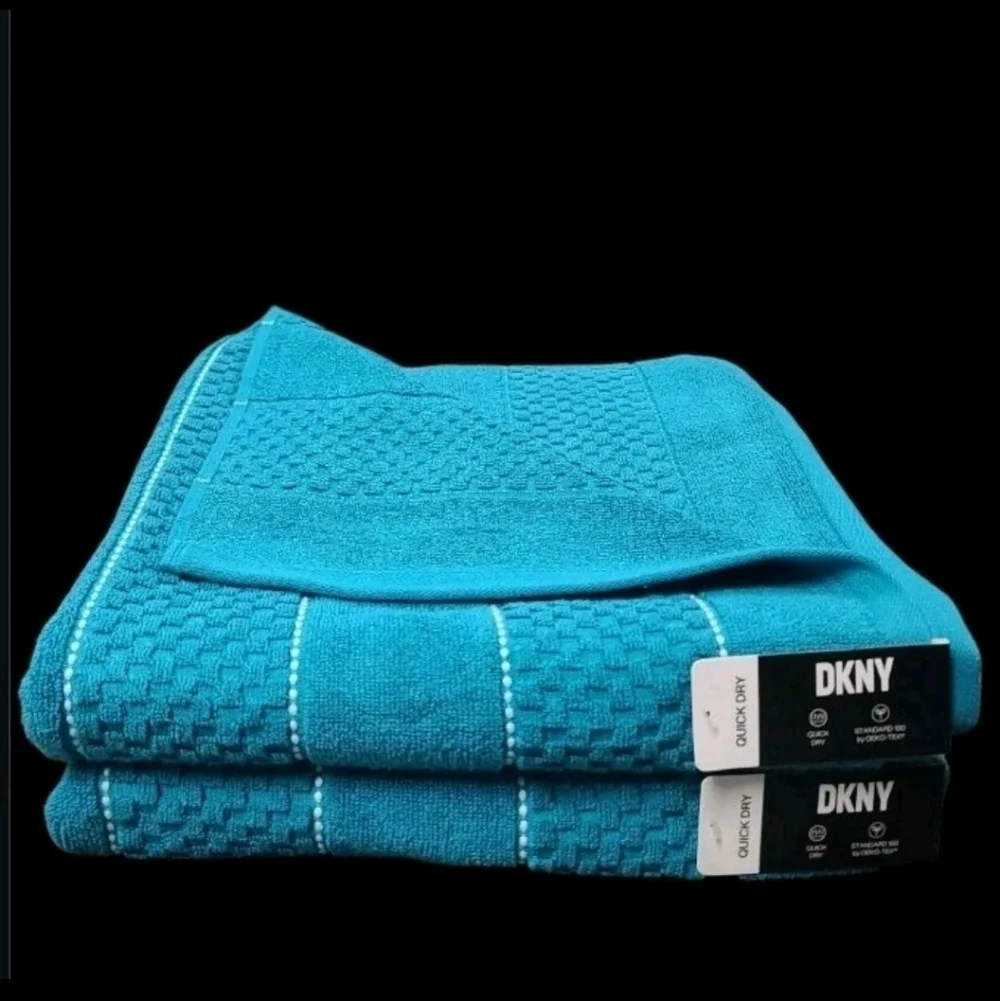 9pc DKNY White Textured Blue Dot Pin Stripe Bath Hand Washcloth Towel Set New